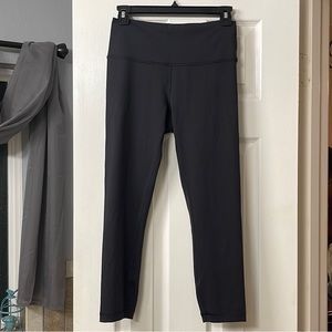 Lululemon Wunder Train HR 23” Size 10 Black Leggings